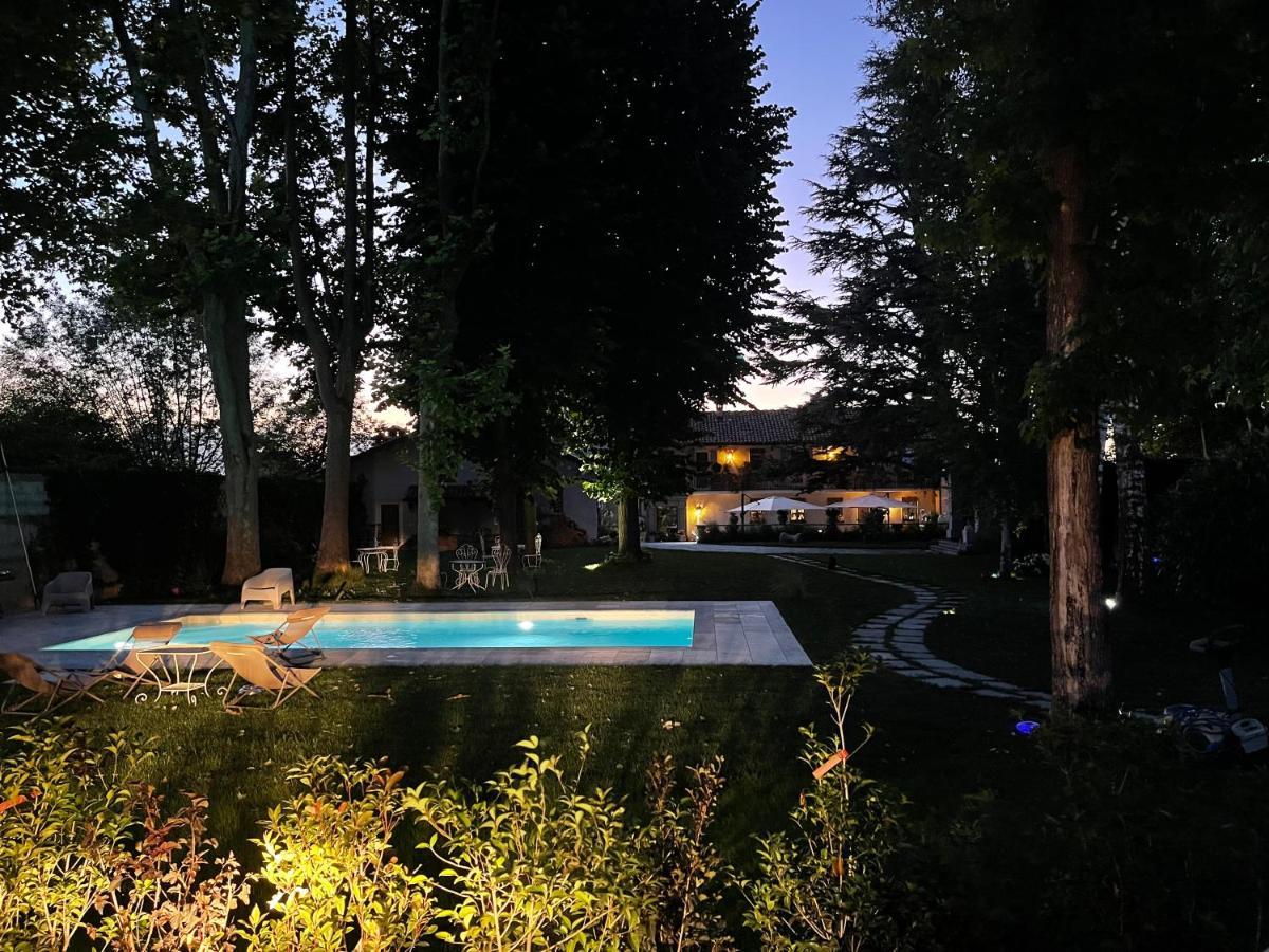 Antica Villa Cuneo- Guest House - "B&B E Non Un Hotel A Cuneo" 외부 사진