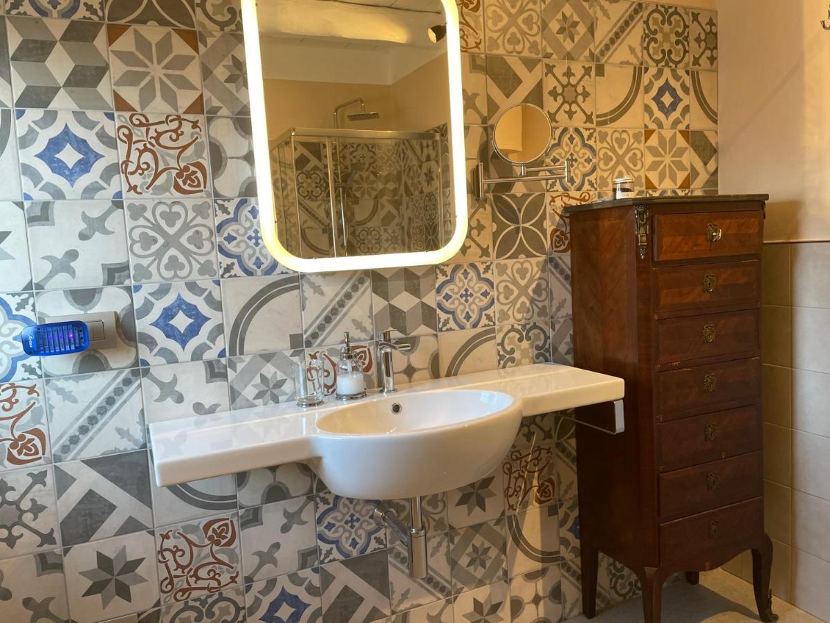 Antica Villa Cuneo- Guest House - "B&B E Non Un Hotel A Cuneo" 외부 사진
