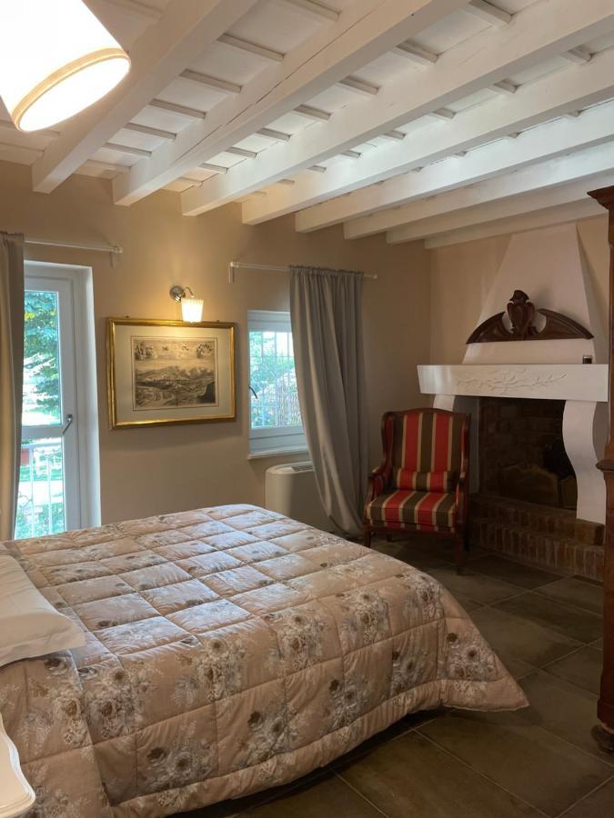 Antica Villa Cuneo- Guest House - "B&B E Non Un Hotel A Cuneo" 외부 사진