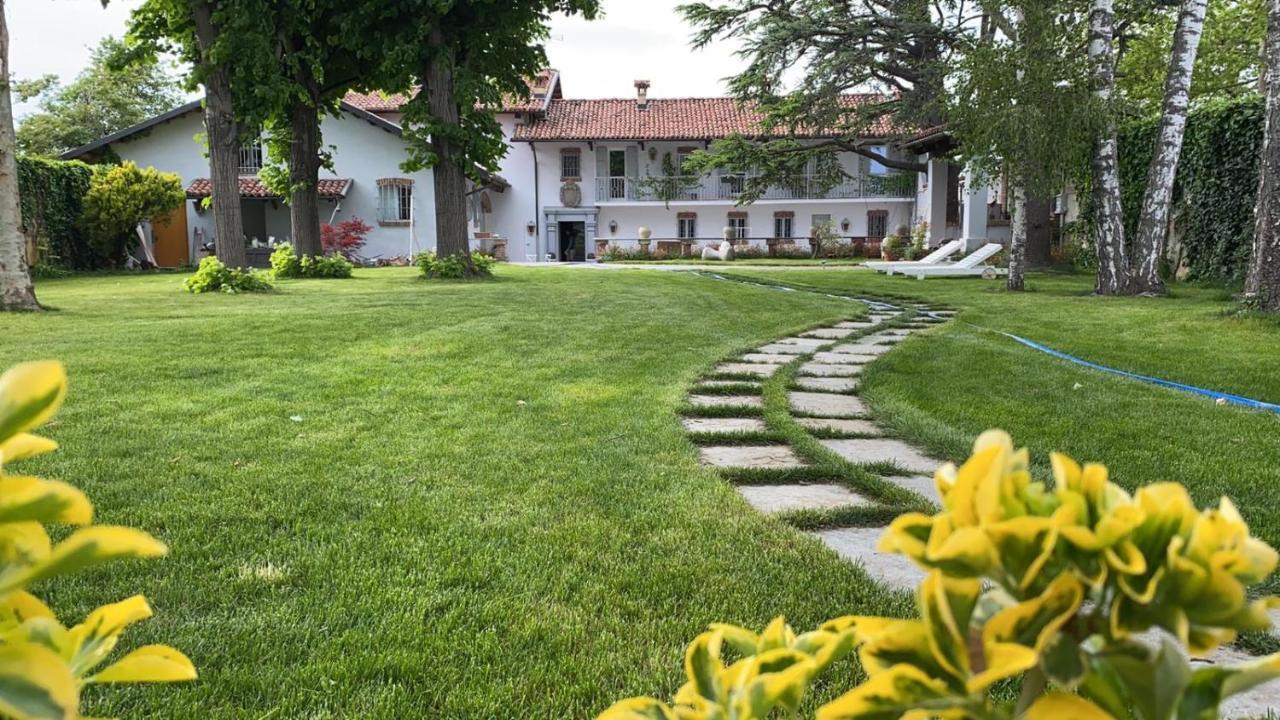 Antica Villa Cuneo- Guest House - "B&B E Non Un Hotel A Cuneo" 외부 사진